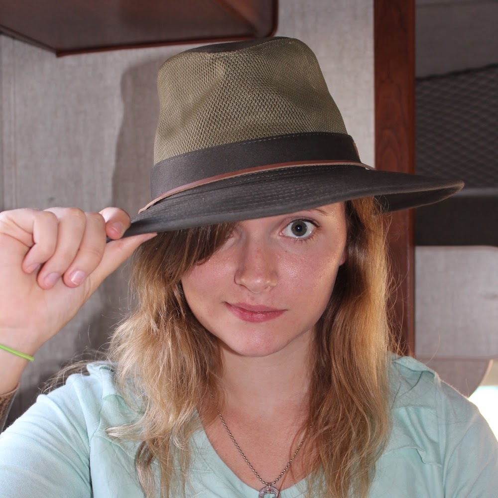 Meet your Posher, Isabelle